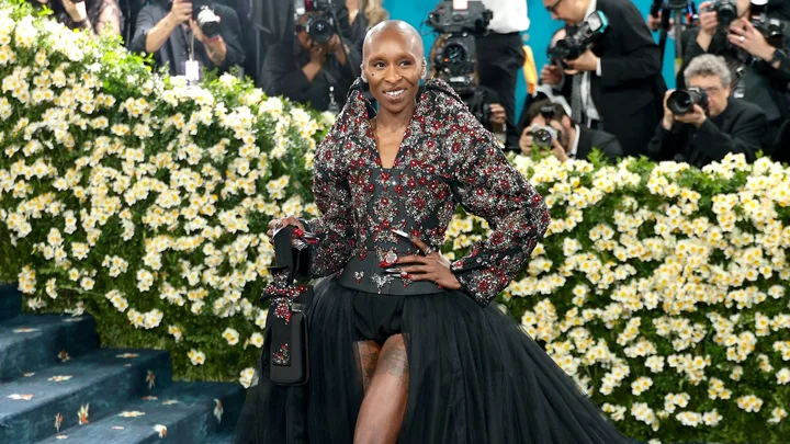 Every Show-Stopping Look From The 2025 Met Gala Red Carpet