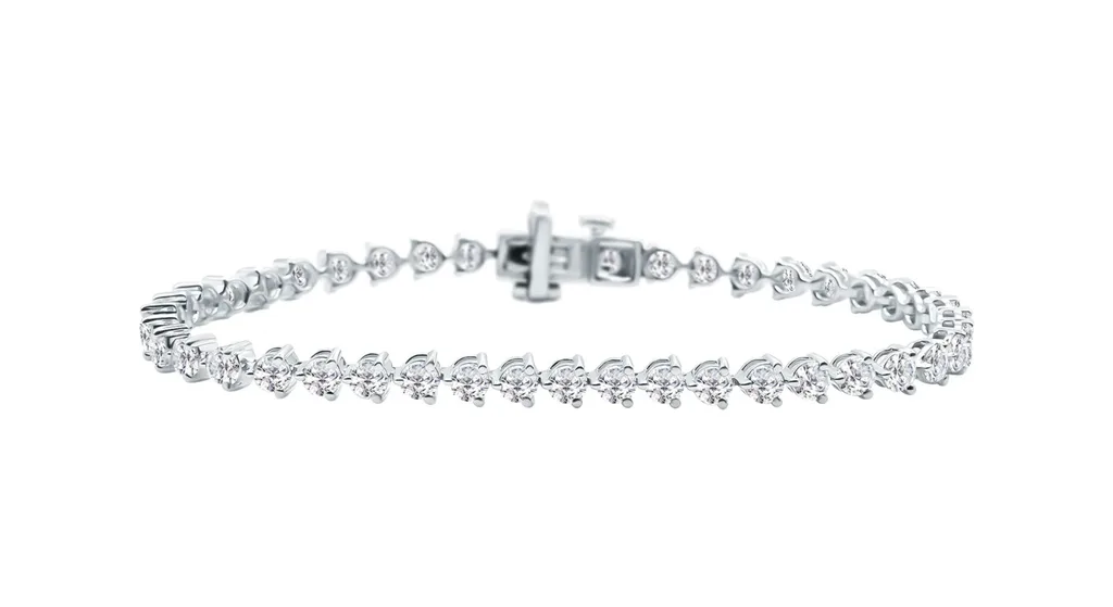 The Cut tennis bracelet