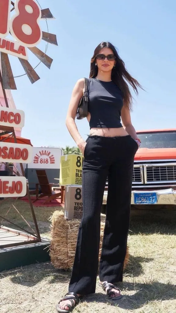 kendall jenner in st agni