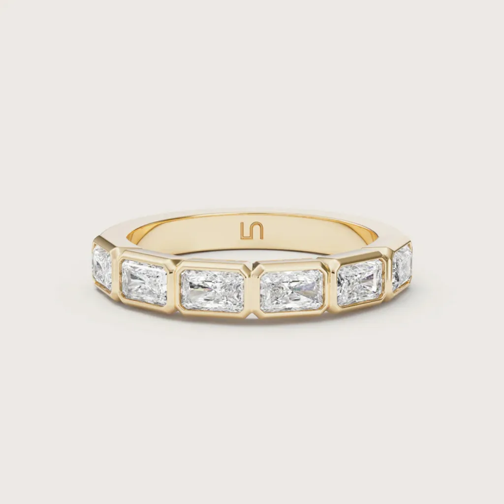 Lindelli wedding band
