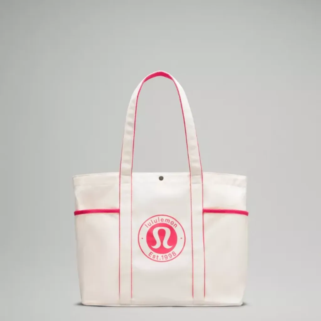 Lululemon Daily Multi-Pocket Canvas Tote Bag 20L on sale