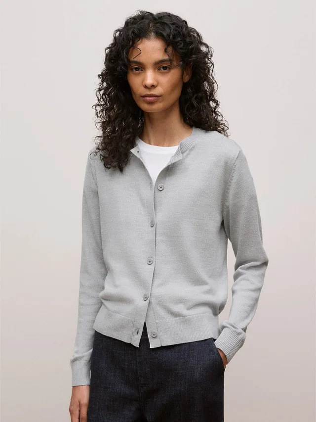 Best Knitwear Brands_marie claire_TRENERY
Le Sleek Straight