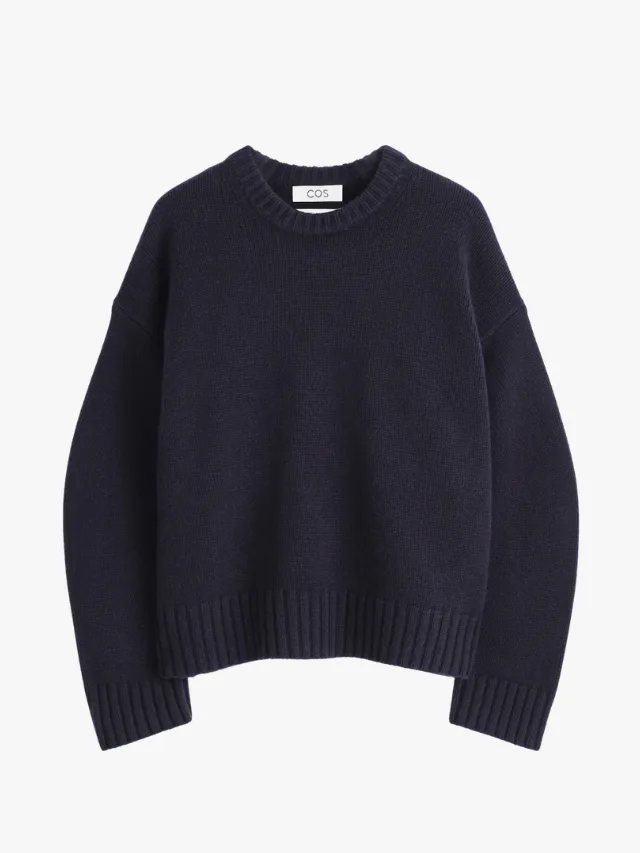 Best Knitwear Brands_marie claire_COS
Chunky Cashmere Crew-Neck