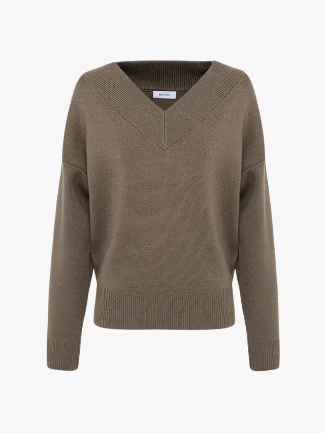 Best Knitwear Brands_marie claire_HENNE
Callie Jumper
