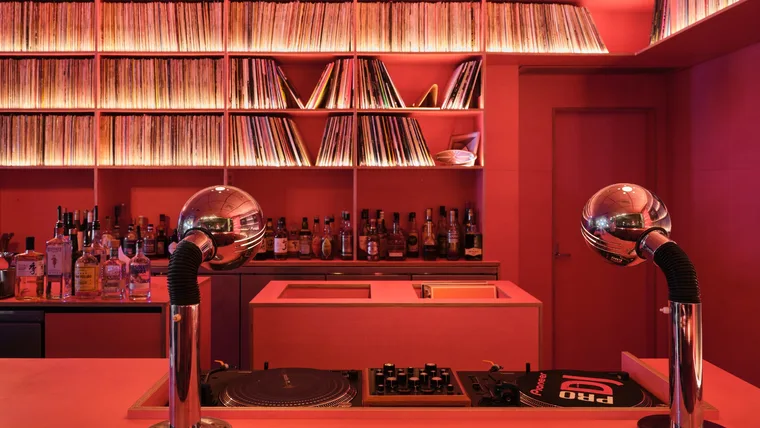 The Best Cocktail Bars in Sydney Right Now