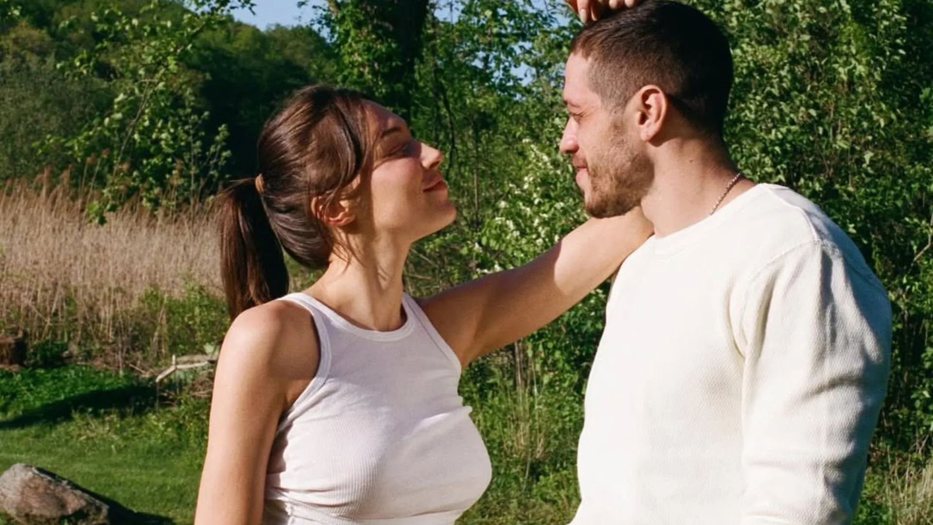 Pete Davidson & Elsie Hewitt