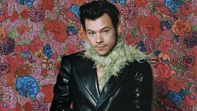 Harry Styles Pleasing Vibrator