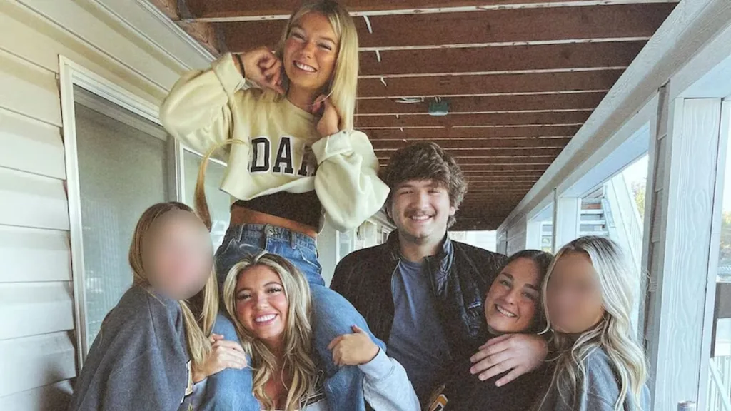 A group of students smiling.
