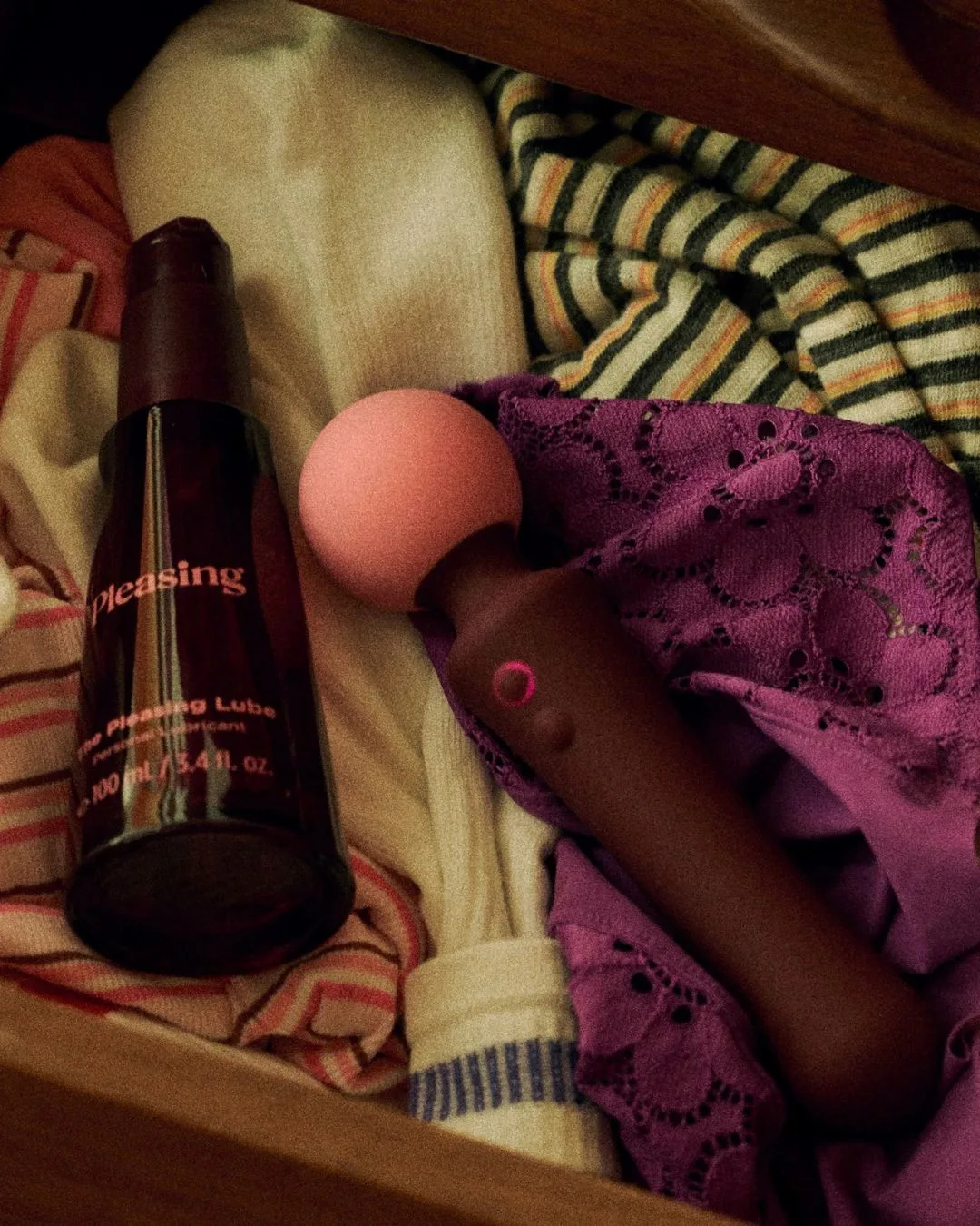 Pleasing lube and vibrator (1)