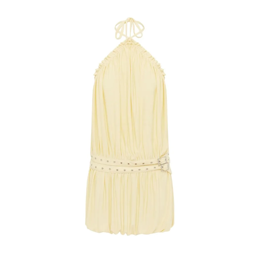 bella hadid with jean