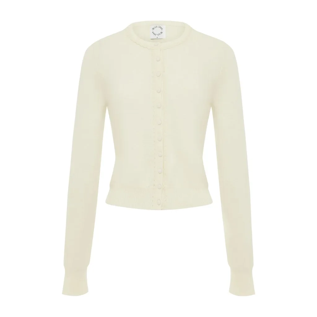 bella hadid with jean