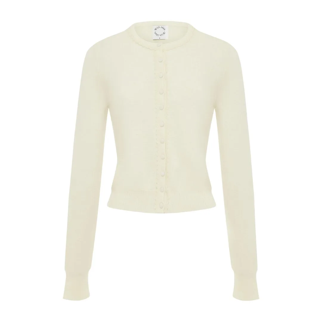 bella hadid with jean