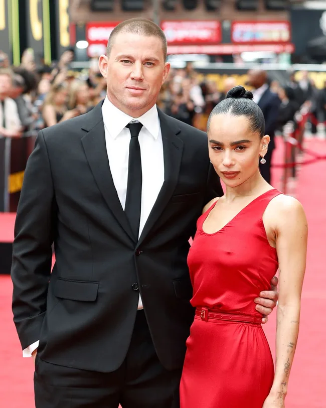 channing tatum and zoe kravitz pose together on the red carpet when they were engaged