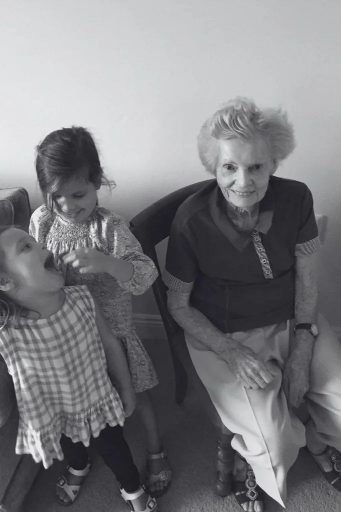 Georgie's Nan with her children