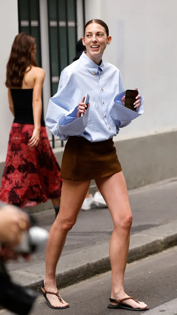 how to style an oversized shirt with a mini skirt