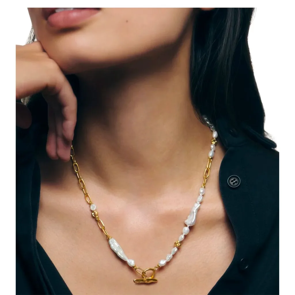 what to wear to a concert necklace