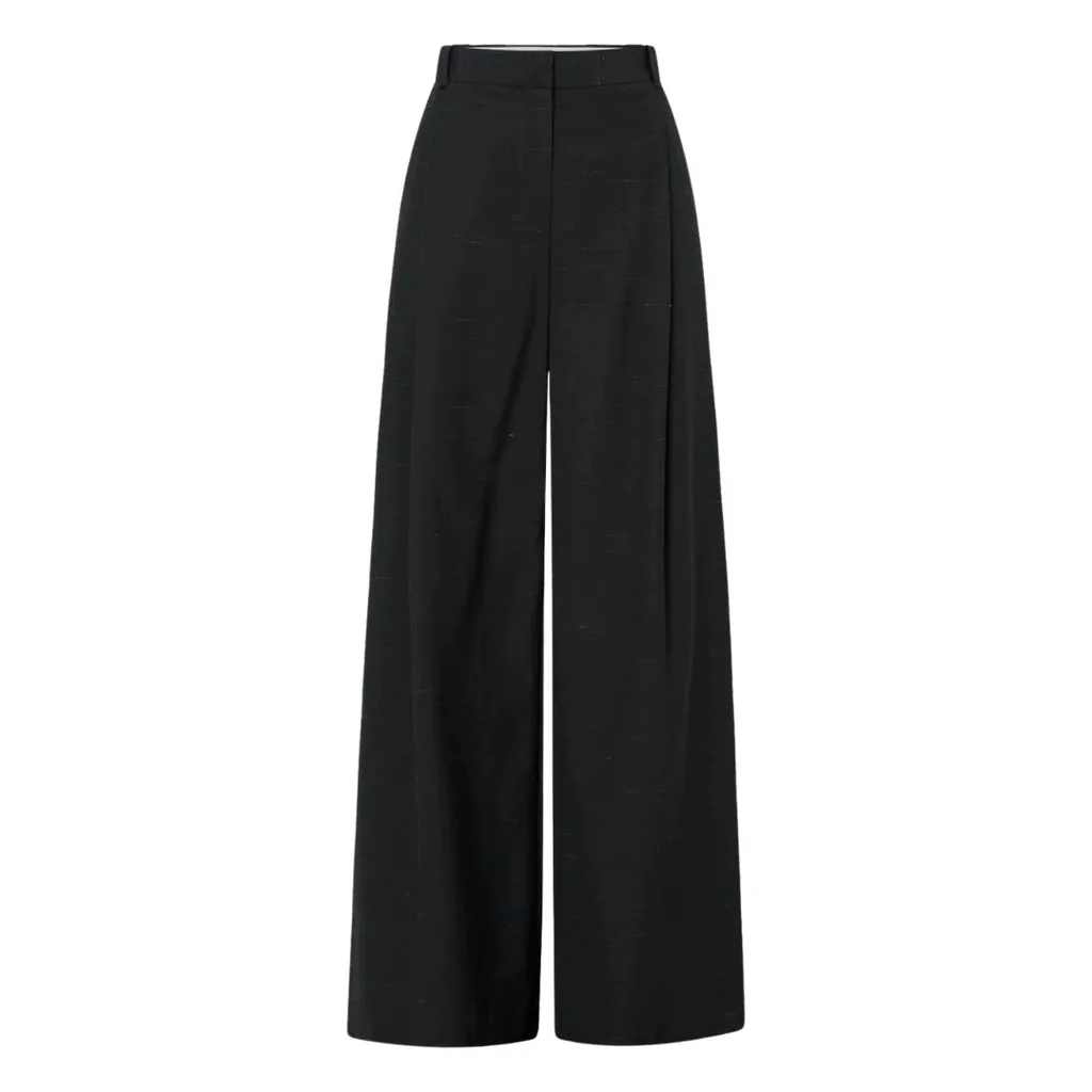 what to wear to a concert trousers