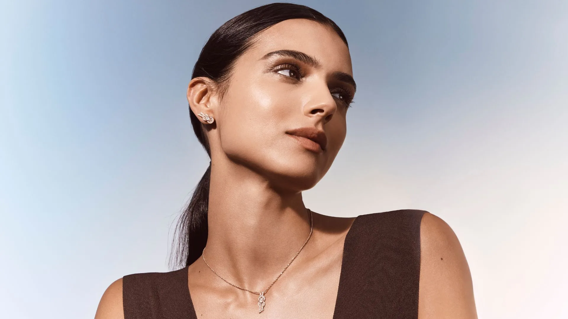 Model wearing FRED Chance Infinie Novelty collection