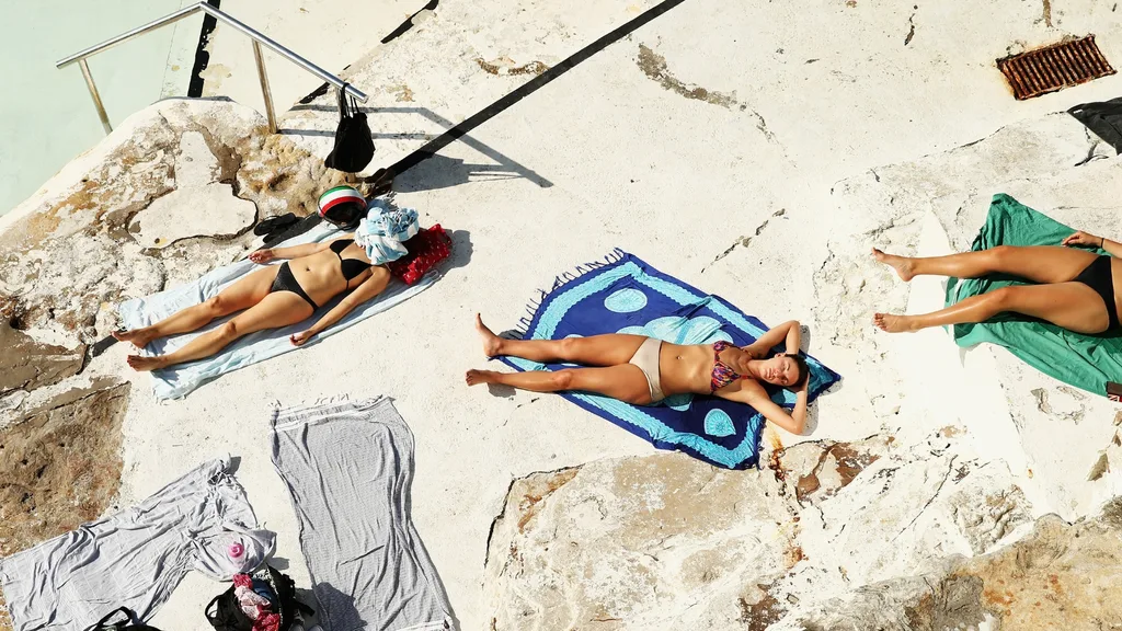 Bondi Beach sunbathing