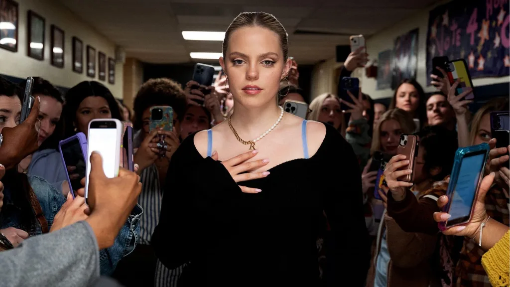 TikTok Group 7 renne rapp in mean girls