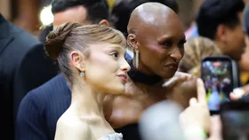 Cynthia Erivo Steps In As &lsquo;Serial Intruder&rsquo; Attacks Ariana Grande At Wicked Premiere