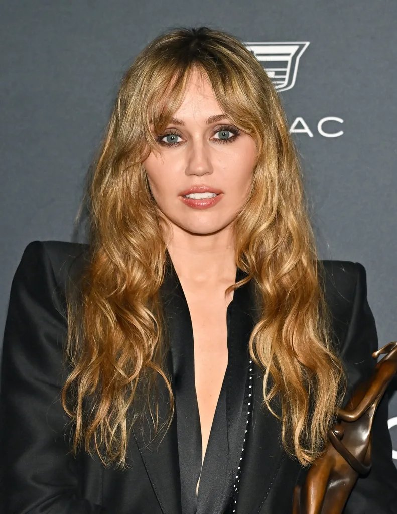 Miley Cyrus long, lived-in fringe