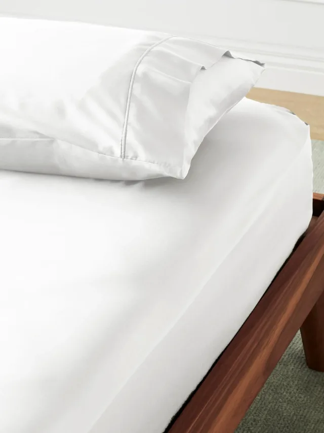Best Bed Sheets_ETTITUDE
Signature Bamboo Fitted Sheet