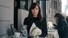 Two Decades After &rsquo;13 Going On 30&prime;, Jennifer Garner & Judy Greer Reunite For A Far Darker Story
