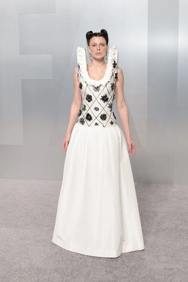 LOS ANGELES, CALIFORNIA - MARCH 15: Julia Fox attends the 2026 Vanity Fair Oscar Party Hosted By Mark Guiducci at Los Angeles County Museum of Art on March 15, 2026 in Los Angeles, California. (Photo by Neilson Barnard/Getty Images)