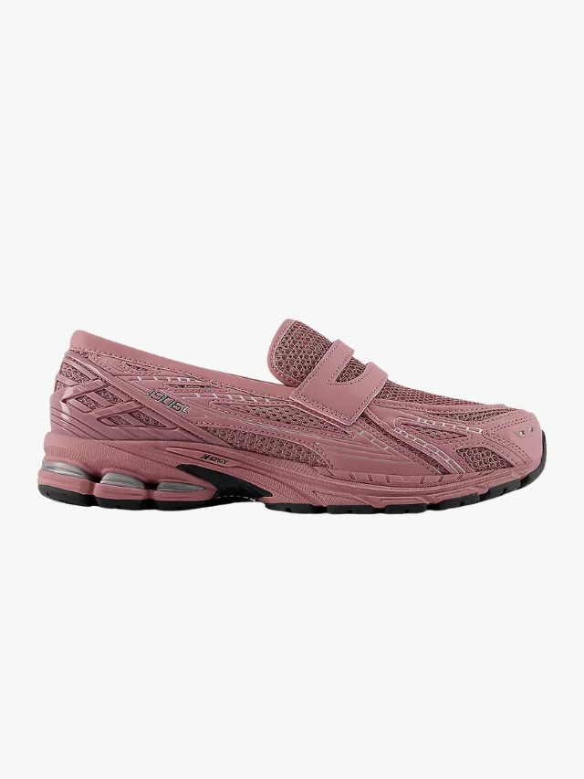 NEW BALANCE
1906L