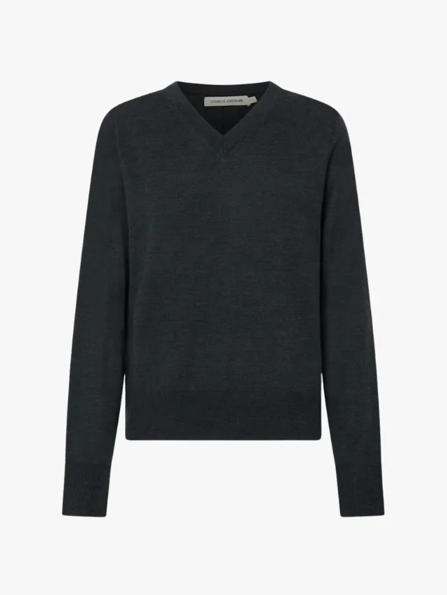Best Lightweight Knits_marie claire_CAMILLA AND MARC
Leona Knit V Neck Sweater
