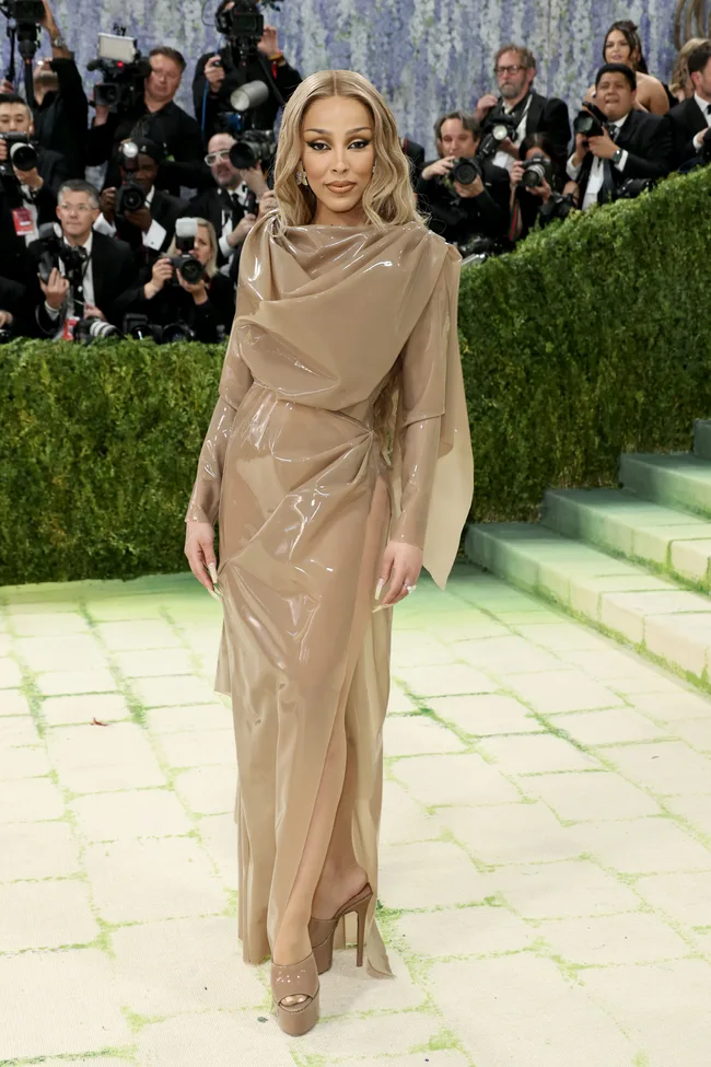 Doja Cat Met Gala 2026 red carpet