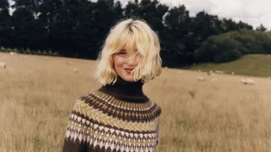 Maisie Peters’ New Album <fluorescence> Is A Love Letter To Growth</fluorescence>