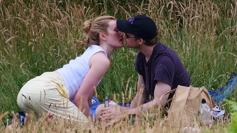 sarah pidgeon and joe alwyn
