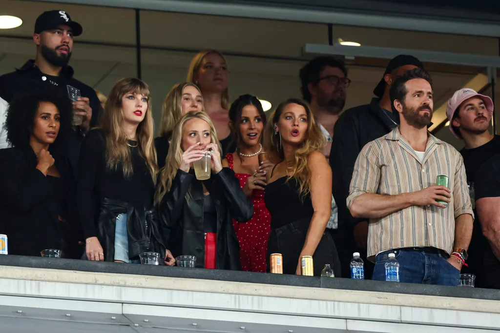 Blake Lively Taylor Swift wedding