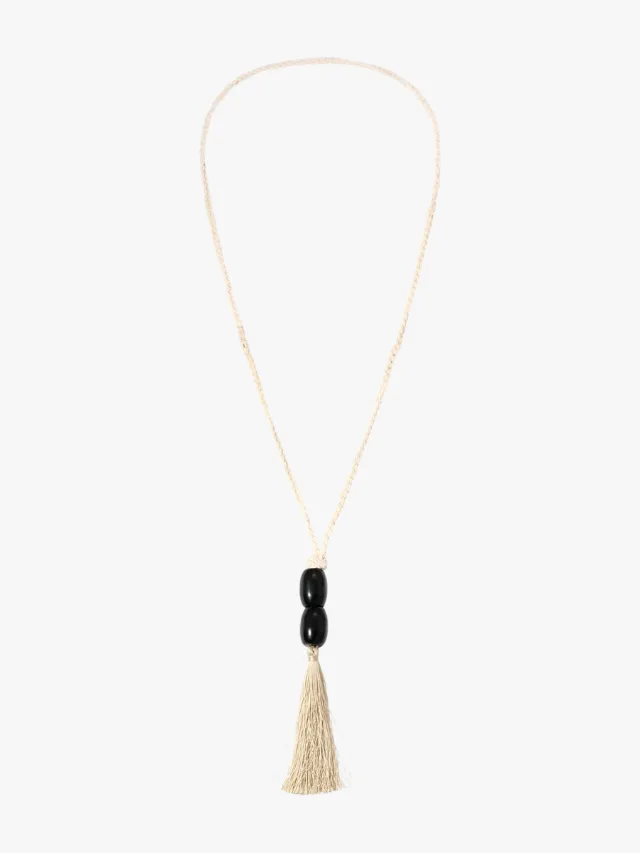 HEAVEN MAYHEM
Crisia Necklace