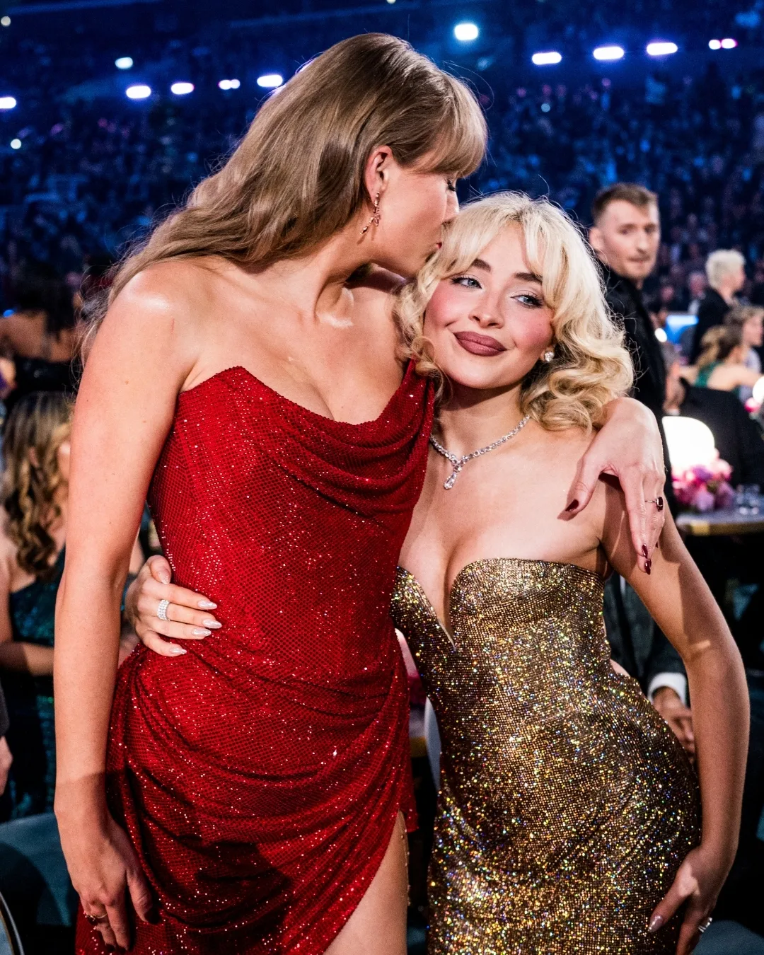 Taylor Swift and Sabrina Carpenter 