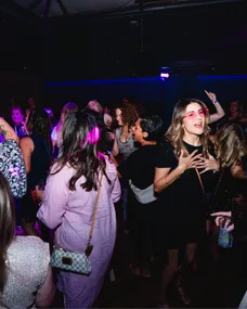 Would You Go To A Nightclub With No Men?