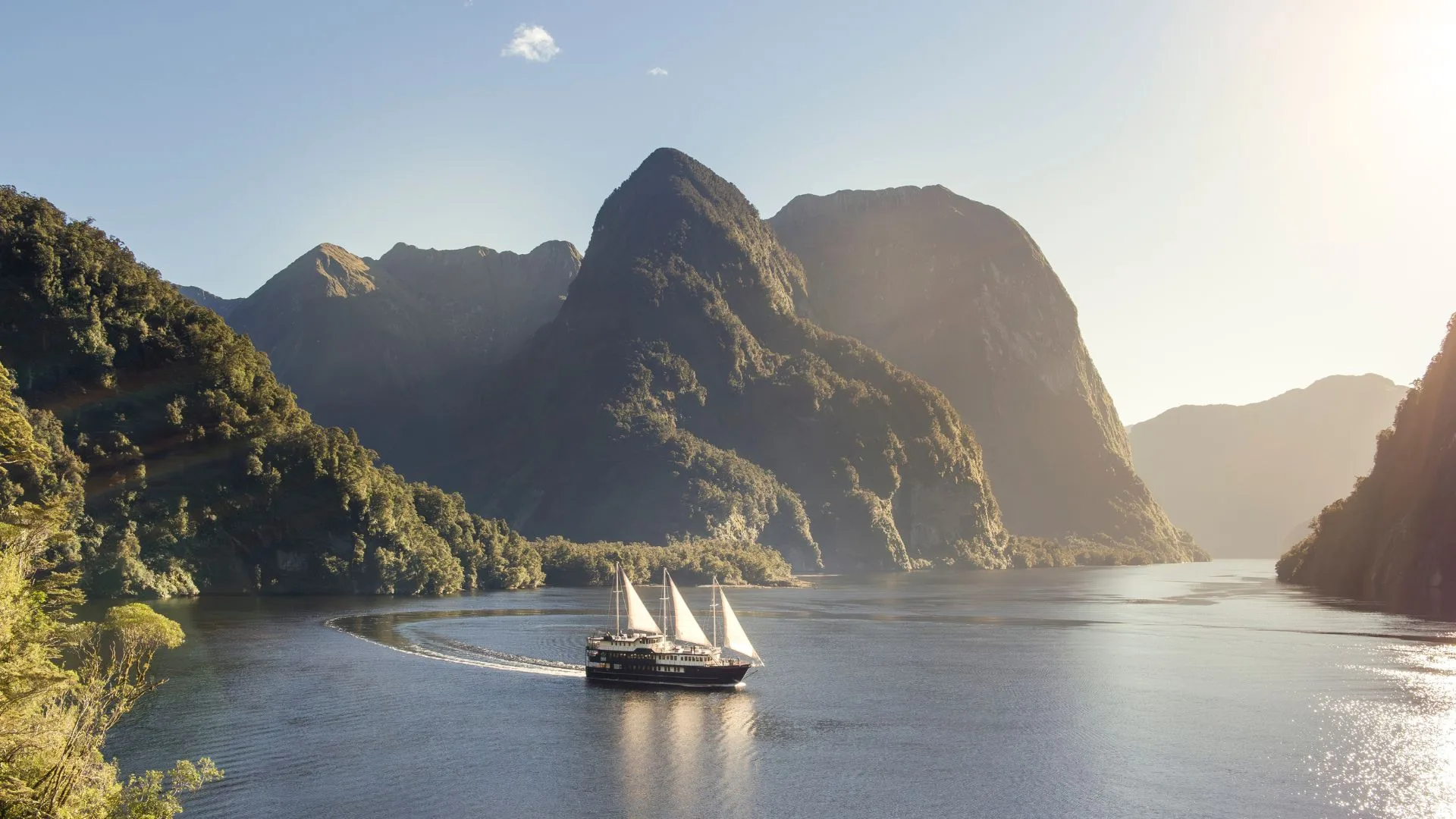 doubtful-sound-fiordland_Miles Holden