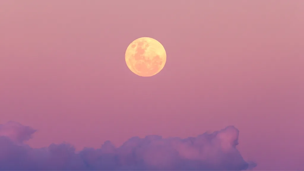 Moon August full moon