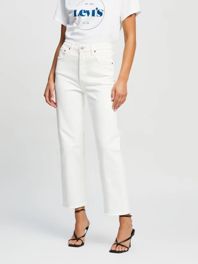 LEVI'S
Ribcage Straight Ankle Jeans