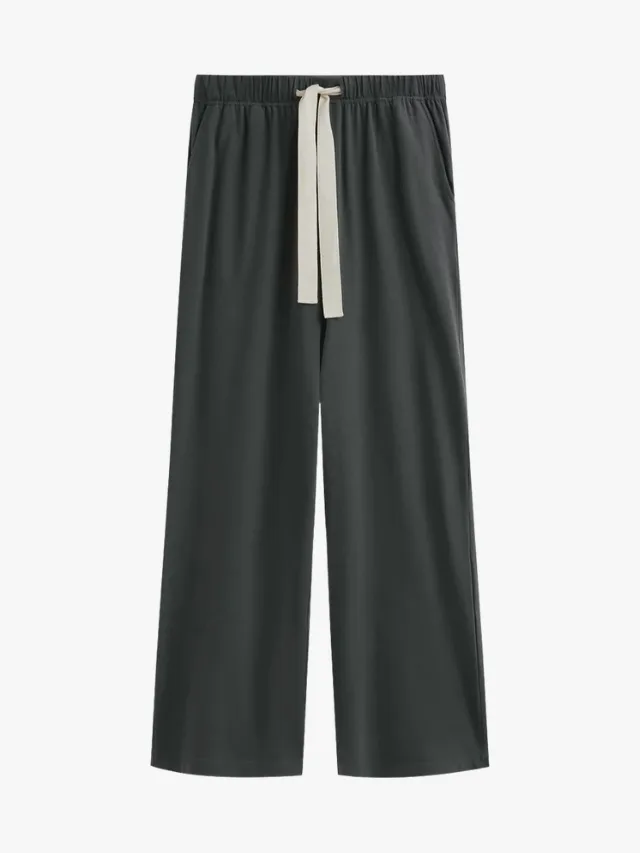 NUNE APPAREL
Cosy Pant