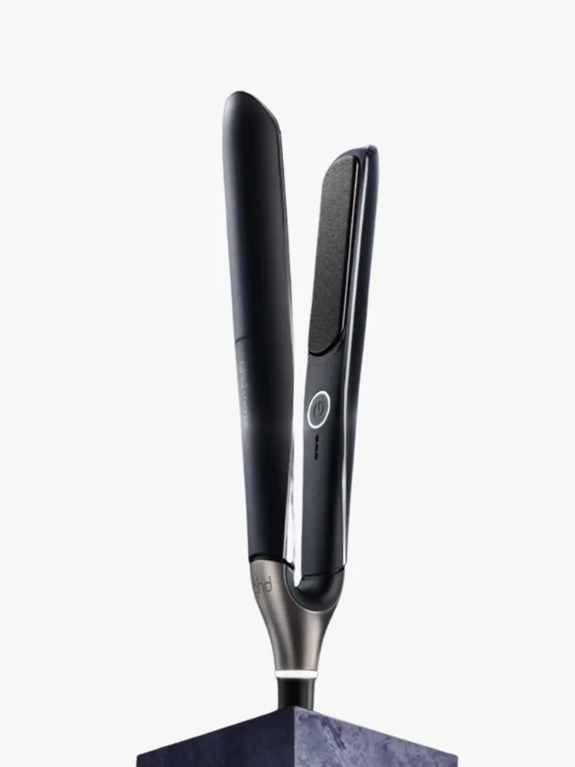 ghd Chronos hair straightener
