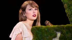 Taylor Swift Babylon
