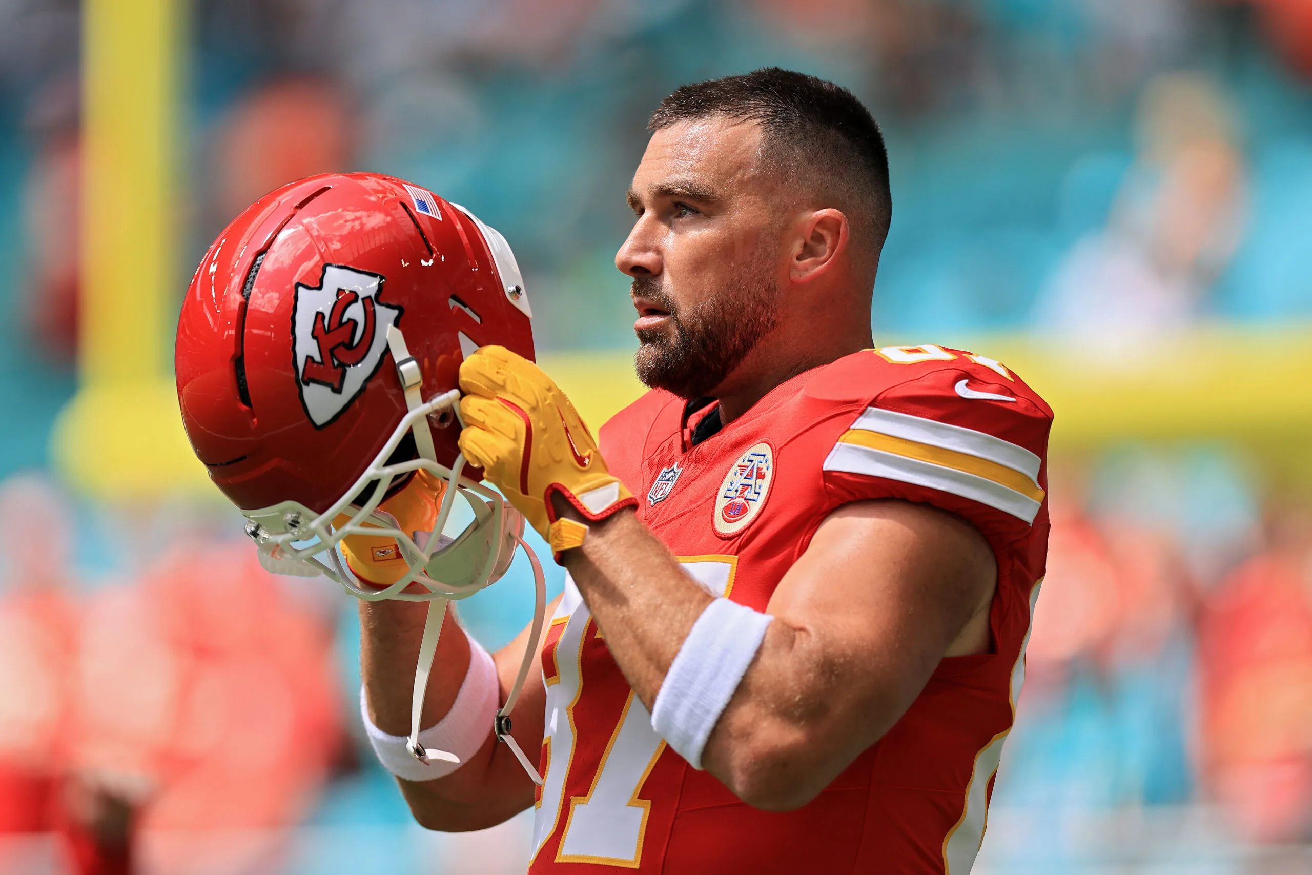 travis kelce 2026 vmas absence