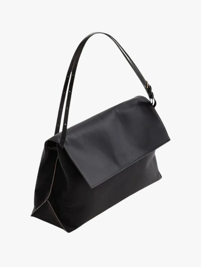Yu Mei Pania flap bag