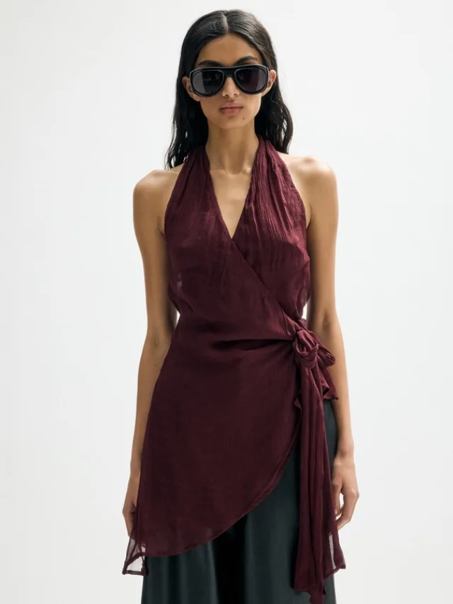 MINIMA ESENCIALES
Veda Halter Top