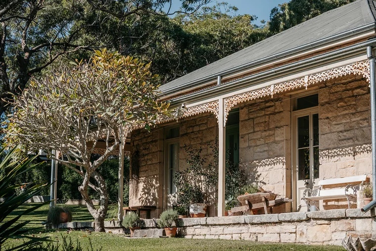 An Hour From Sydney, This Dreamy Sandstone Cottage Feels A World Away