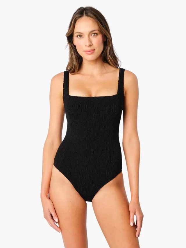 Une Piece UPF50 Crinkle Cut Square Neck One Piece Swimsuit