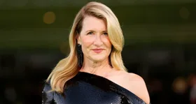 Laura Dern Wore No Makeup In &lsquo;Jurassic World&rsquo; To Prove The &lsquo;Sexy-Scientist Trope&rsquo; Wrong